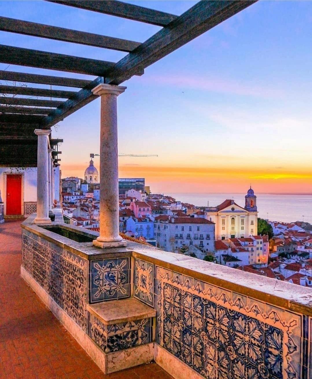 Alfama Historical Apartment 3 Bedroom Duplex Лиссабон Экстерьер фото